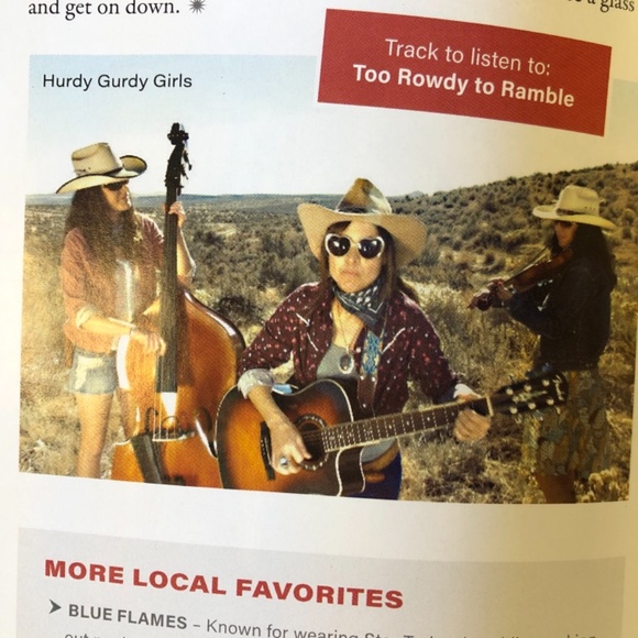 Joy Lee - Picture 3 of 8